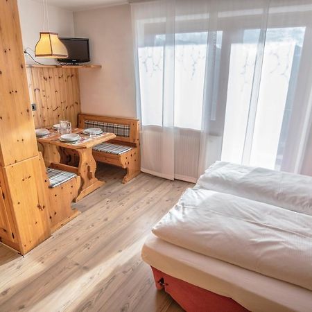 Hotel Resort Veronza 카발레즈 외부 사진